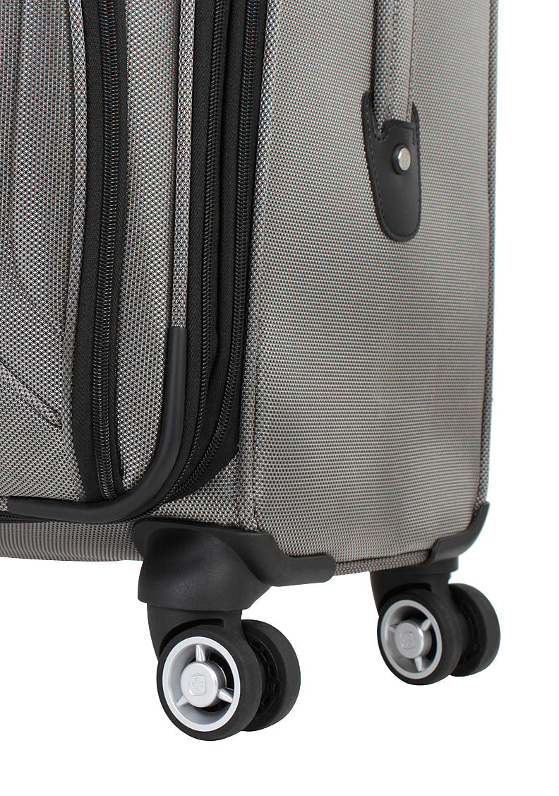 swissgear-zurich-deluxe-medium-checked-spinner-26-expandable image 4